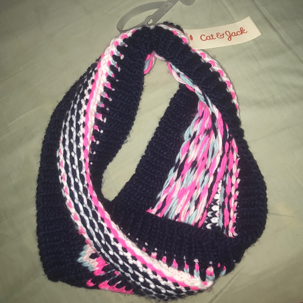 Cute scarf by Cat & Jack